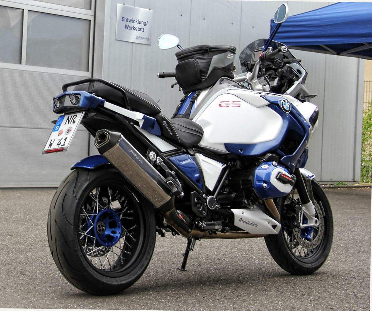 BMW R1200GS Adventure by Wunderlich